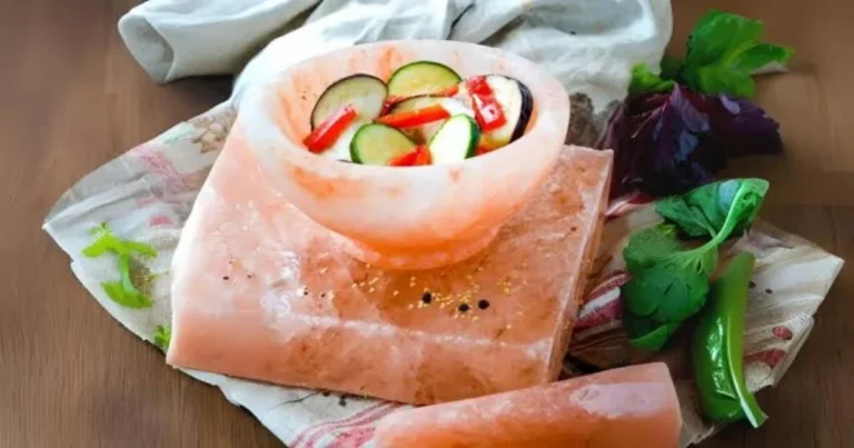 Himalayan salt rock salt from Pakistan pink crystal rocks from Khewra salt mine